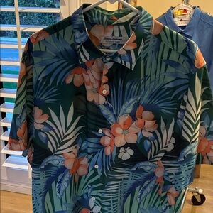 Classic Tommy Bahama Royal blue print menswear shirt, size XL